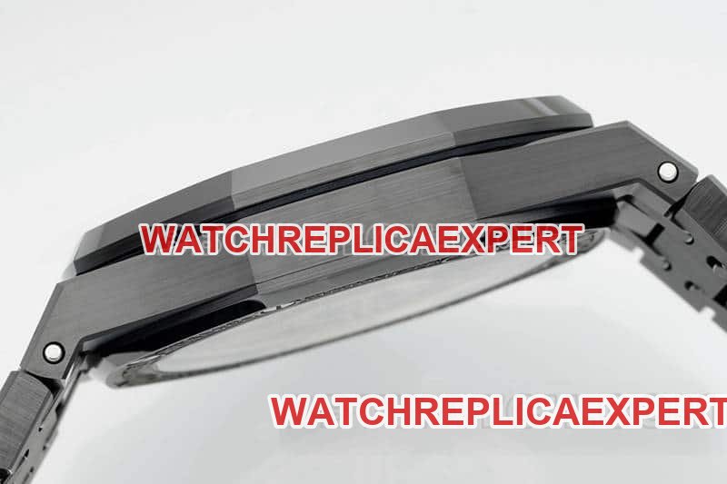 APS factory Audemars PiguetRoyal Oak1:1super cloneblack dial black ceramic15500side live photo