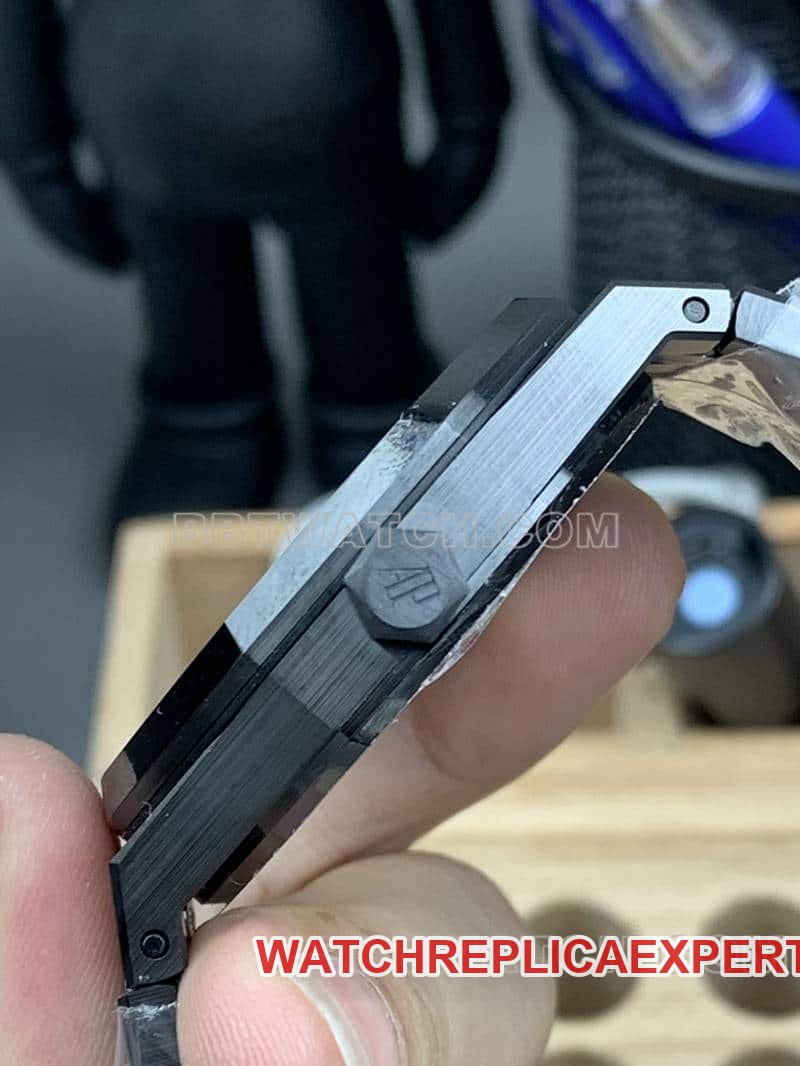 APS factory Audemars PiguetRoyal Oak1:1top-tier replica starry sky plate black ceramic15500side live photo