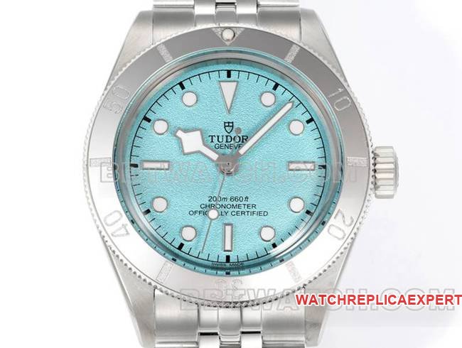 Tudor super clone watch 3T factory Biwan ice blue dial 41mm stainless steel steel bracelet front live photo