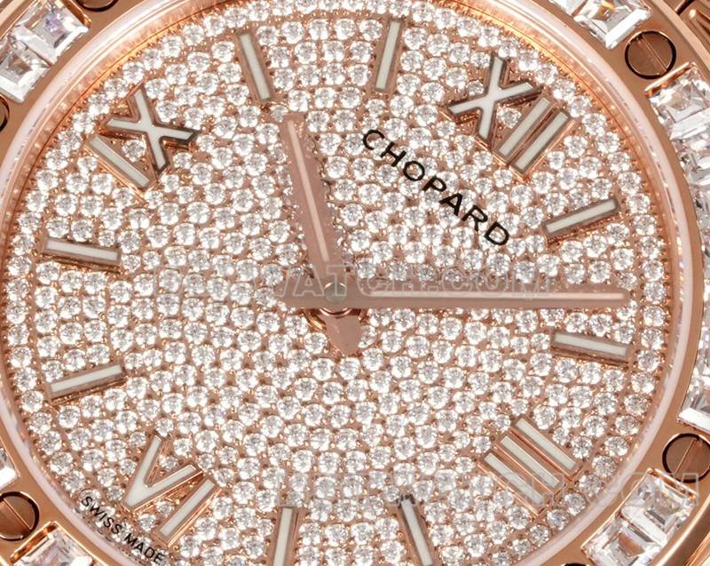 Chopard's best replica watch GH factory Xueshan Aoyi 41mm pavé diamond rose goldsteel bracelet model front live photo