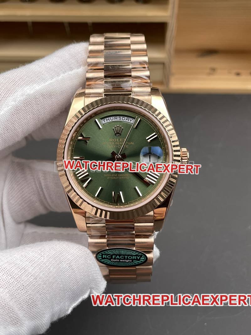 Best Replica Watch RC Factory Day-Date 40mm Green Dial 3255 Mechanical Movement Rose Gold and Steel Strap 40mm Rolex