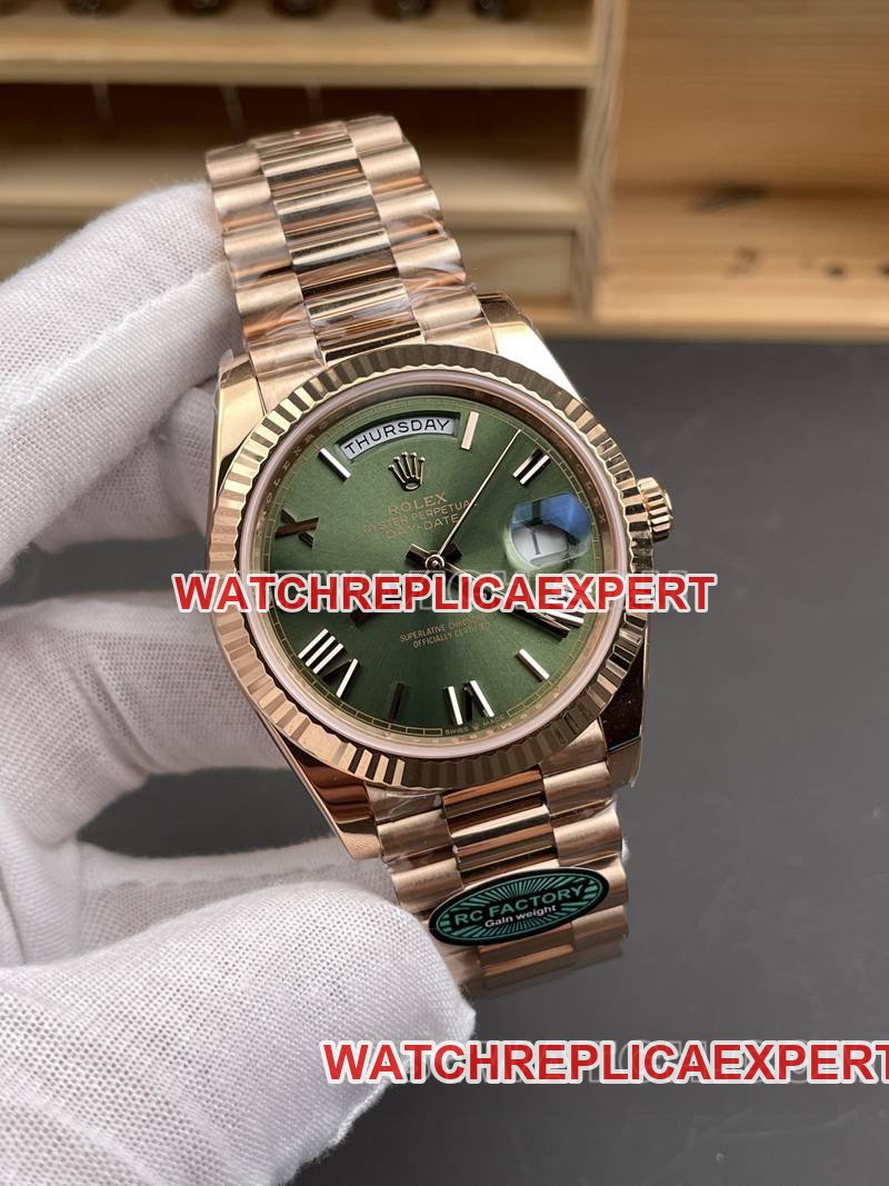 Rolex best replica watch RC factory Day-Date40mmgreen dial3255rose goldsteel bracelet front live photo