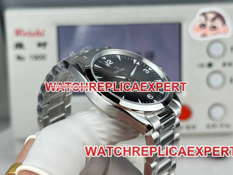 Omegatop-tier replica watch Seamaster gray plate 38mm steel bracelet model side live photo