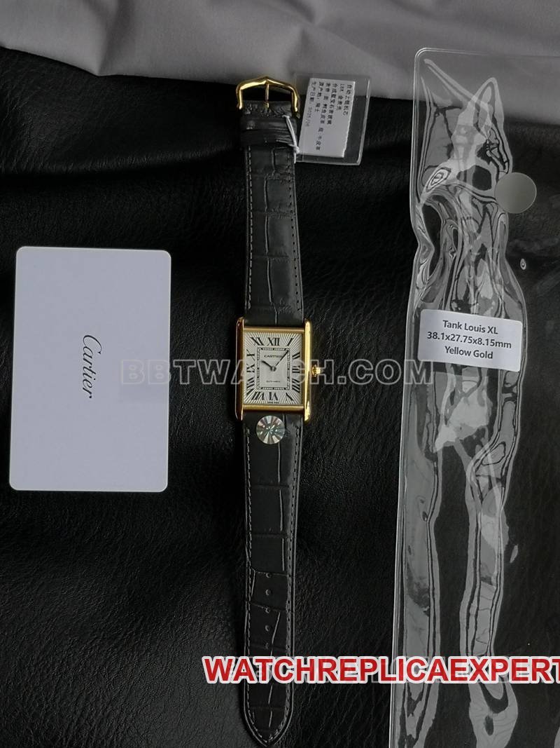 Cartier super clone watch F1 factory tank white dialyellow gold case 2899MCmovementleather strap model front live photo