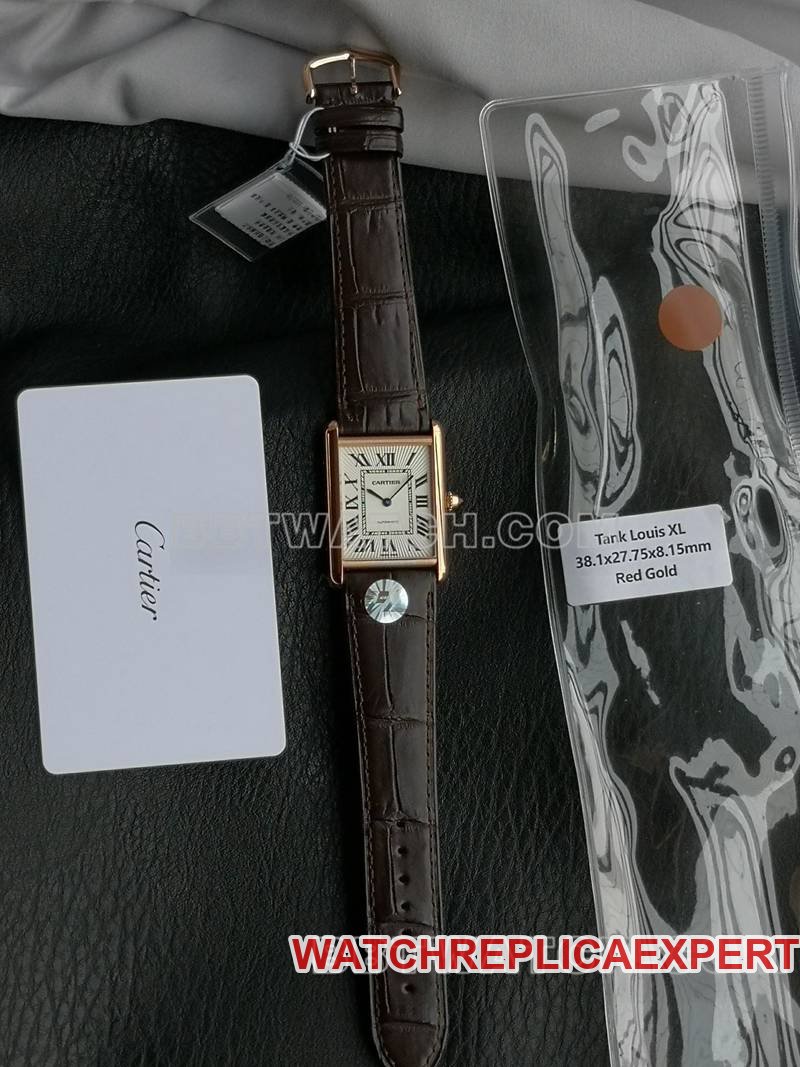 Cartier1:1replica watch F1 factory tank white dialrose gold case 2899MCmovementleather strap model front live photo