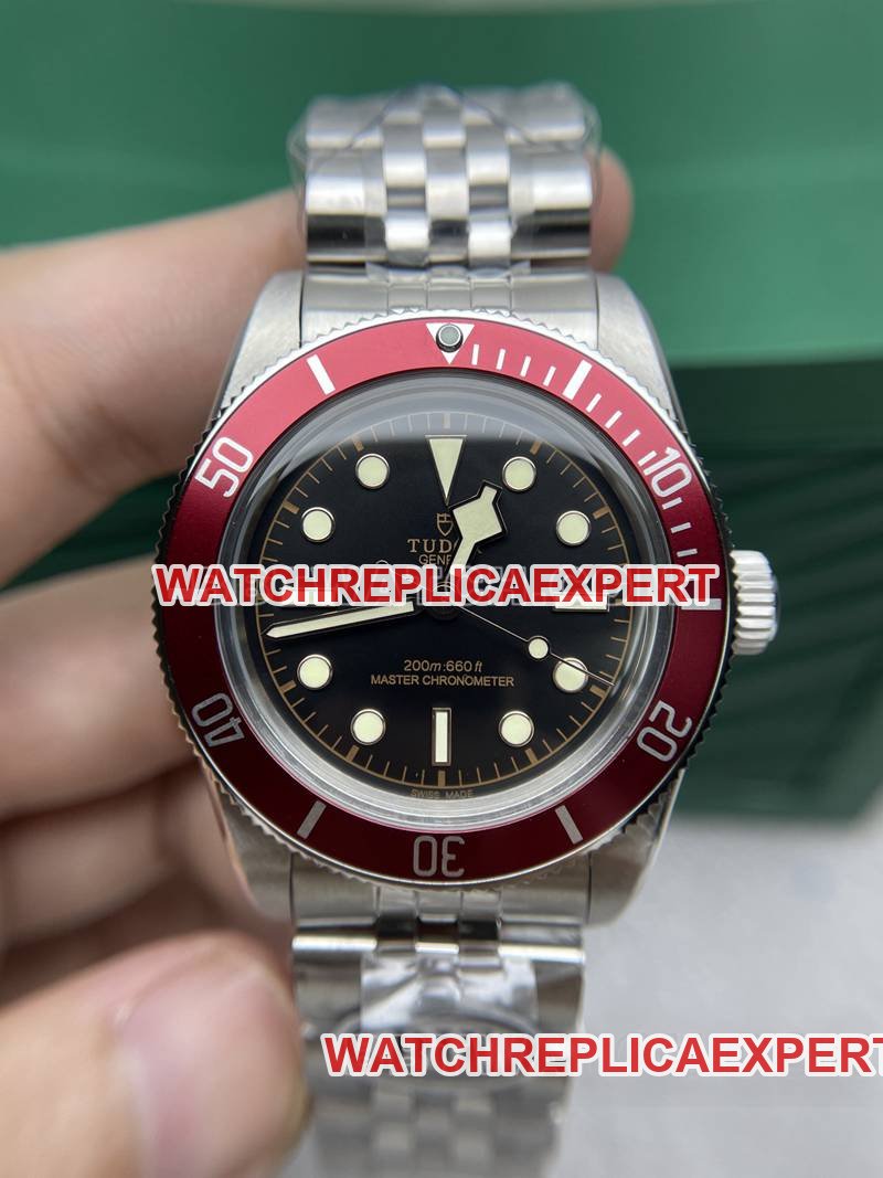 Tudor Black Bay 41 mm DIF Factory Little Red Shield mechanische Super-Clone-Uhr mit Stahlarmband — luxury replica watch guide | Watch Replica Expert
