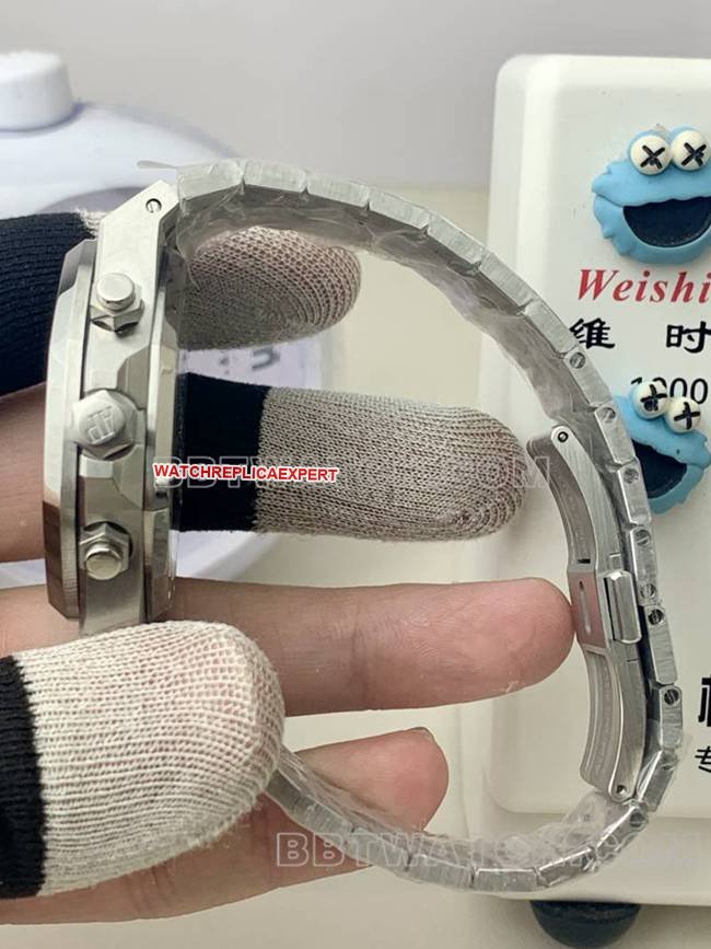 Super Clone Watch Royal OakBLS Factory Audemars Piguet Purple Disc Mechanical 26420front live photo