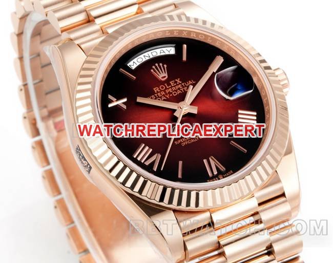 top-tier replica watch Rolexrose goldPPM factory Day-Date mechanical gradient brown dial Roman numerals front live photo