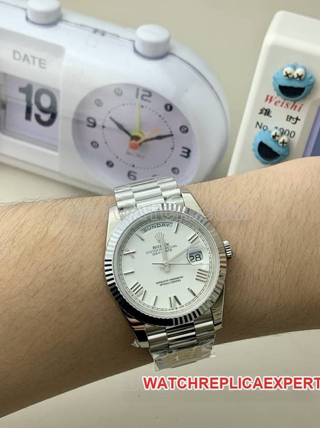 Best replica watch PPM factory white dial Roman numeral RolexDay-Date mechanical front live photo