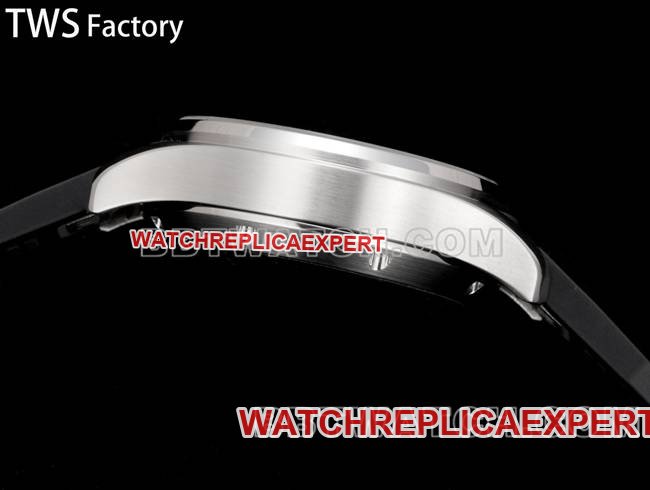 top-tier replica watch pilot TWS factory IWC black dial rubber model side live photo