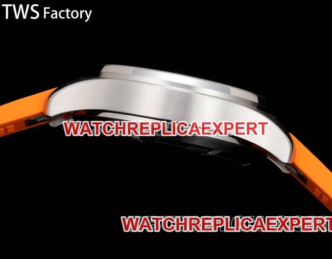 1:1replica watch pilot TWS factory IWC black dial orange rubber model side live photo