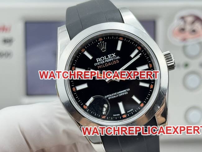 top-tier replica watch magnetic type VS FactoryRolexblack dial black rubber model front live photo