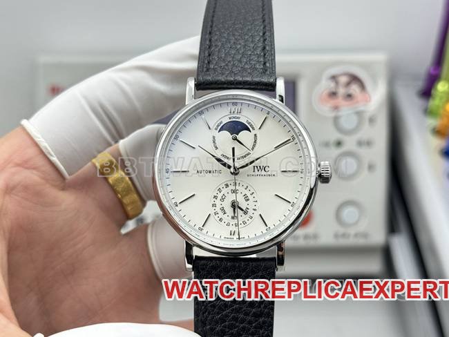 Beste Replik-Uhren Portofino GR Factory Vanguard Black Belt White Plate-Modell — luxury replica watch guide | Watch Replica Expert