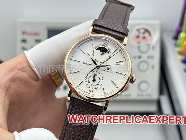Best replica watch Portofino GR factory IWCrose goldwhite dial brown leather strap model front live photo