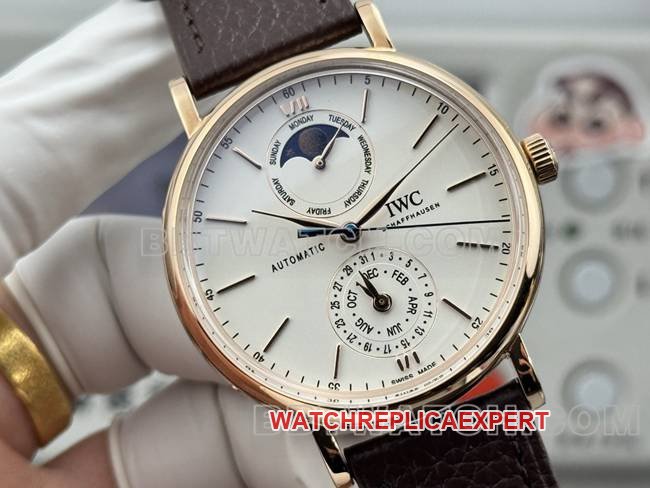 Best replica watch Portofino GR factory IWCrose goldwhite dial brown leather strap model front live photo