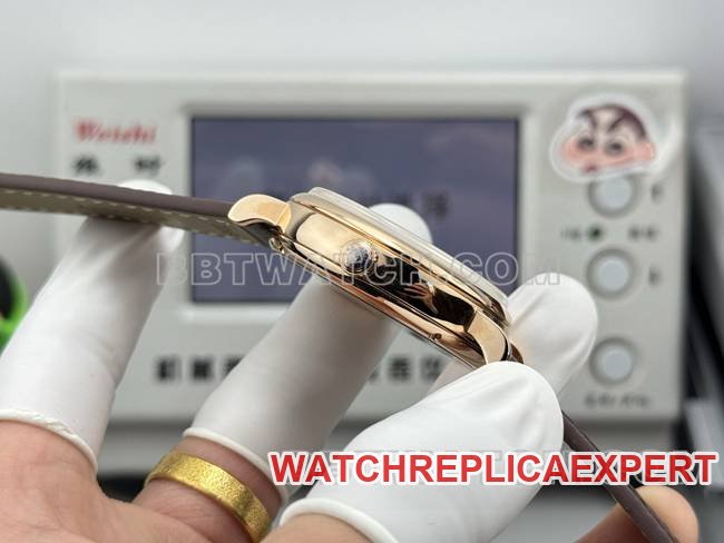 Best replica watch Portofino GR factory IWCrose goldwhite dial brown leather strap model side live photo