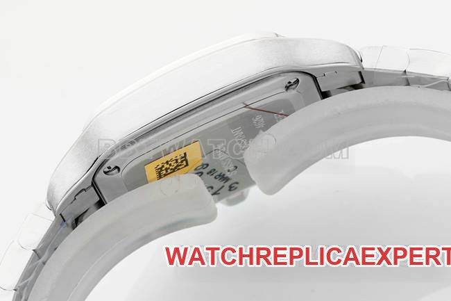 Best replica watch Santos Cartiersilver dialquartz movementside live photo