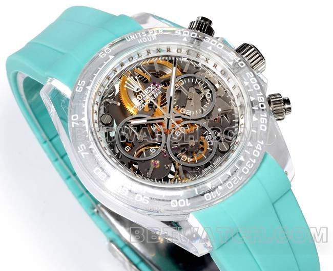 Best replica watch TW factory DaytonaRolex transparent case green rubber braceletfront live photo