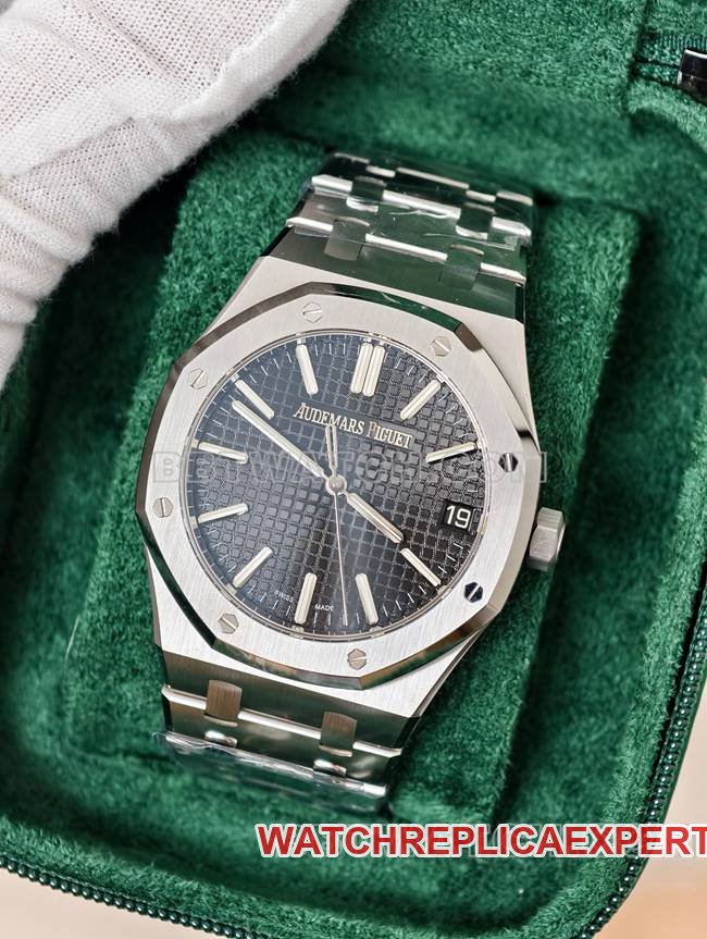 Best replica watch Royal OakDDF factory Audemars Piguetblack dial4302 mechanical 15510front live photo