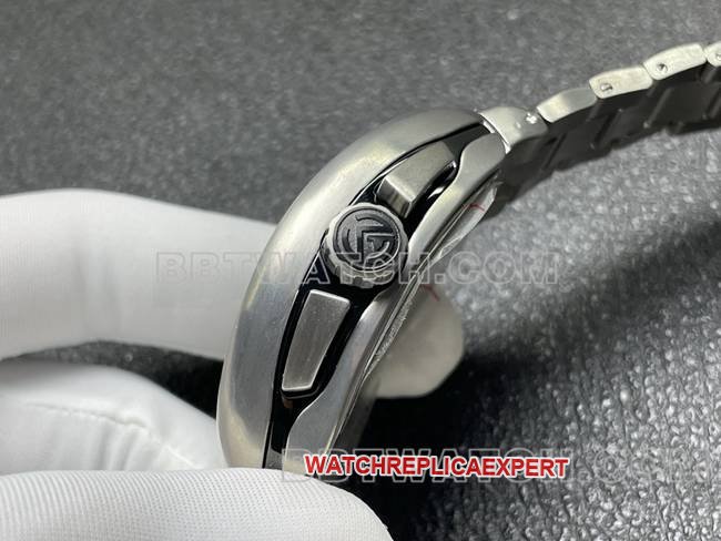 Best replica watch ABF factory Frank Muller V45black dial steel braceletside live photo