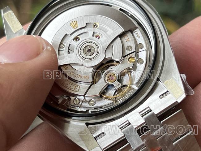 Best replica watch ERF factory log Rolexblue dial3235 mechanical 41mmcaseback live photo
