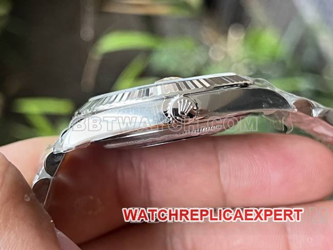 top-tier replica watch ERF factory Rolex log blue dial3235 mechanical 41mmside live photo
