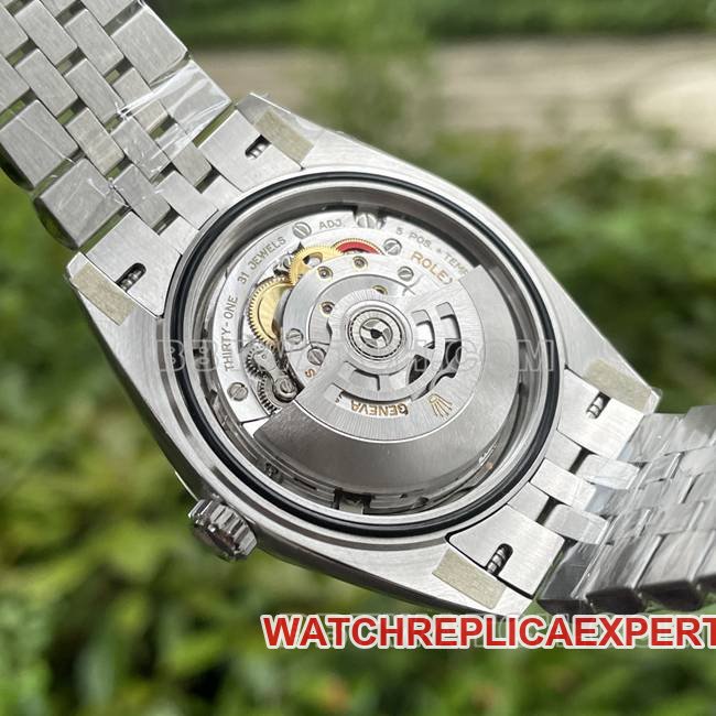 Best replica watch log ERF factory Rolexgreen dial3235 mechanical 41mmcaseback live photo