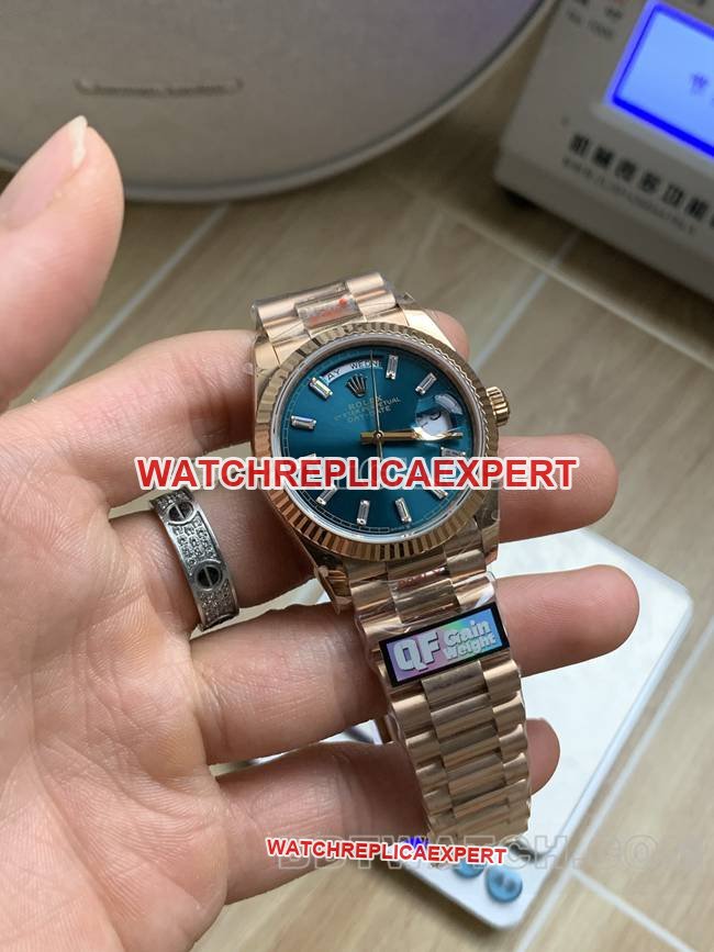 Best replica watch QF factory Day-DateRolex ice blue dialrose gold2836 mechanical 36mmfront live photo