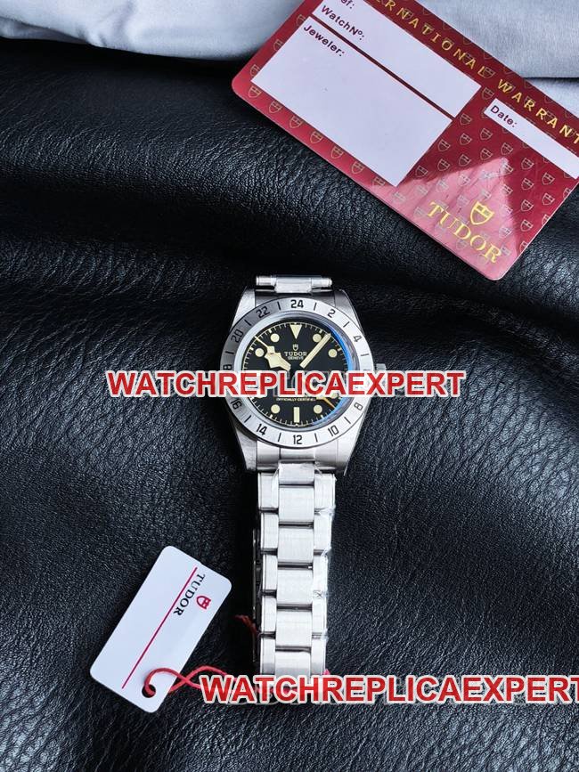 Tudor Black Bay 3CF Factory 1:1 Replika-Uhr, schwarzes Zifferblatt, Stahlarmband, 39 mm, 12,8 mm — luxury replica watch guide | Watch Replica Expert