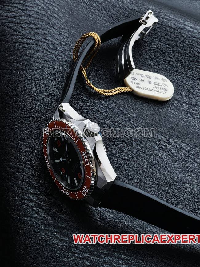 Super clone watch VS FactorySeamaster 600m black dial orange bezel black braceletside live photo