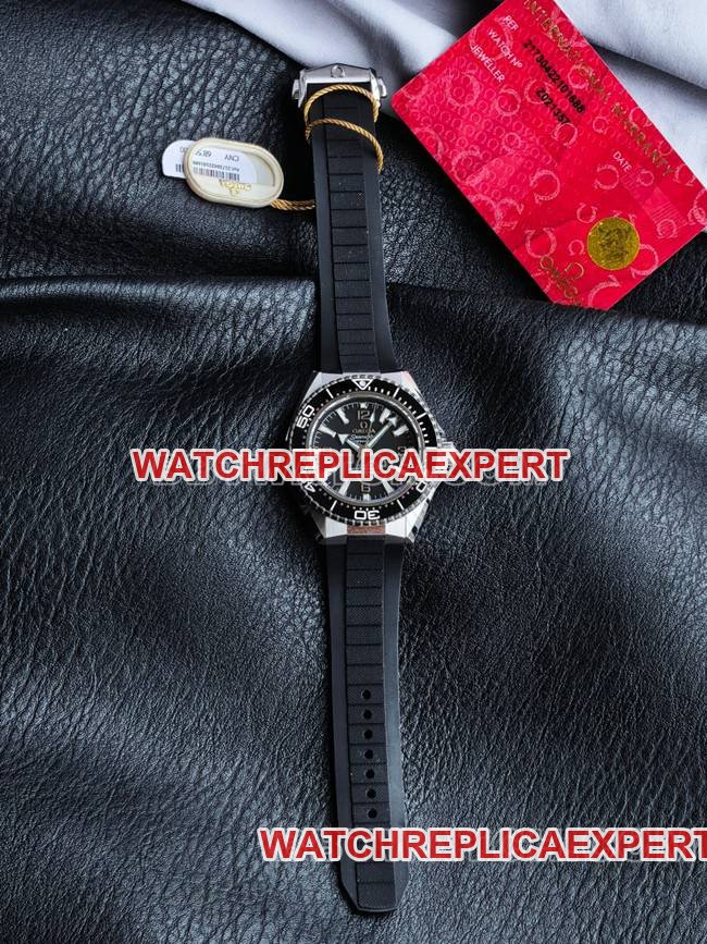 VS Omega Seamaster 600m mostrador preto moldura preta pulseira de borracha super clone relógio réplica de fábrica — luxury replica watch guide | Watch Replica Expert