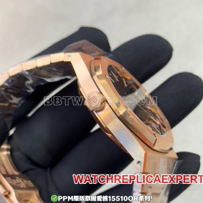 1:1 replica watch PPM factory Royal Oak Audemars Piguet black dial rose gold steel strap side real shot photos
