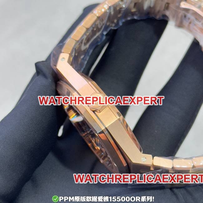 Best Replica Watch PPM Factory Royal Oak Audemars Piguet Black Dial Rose Gold Steel Strap 15500 Side Real Shot