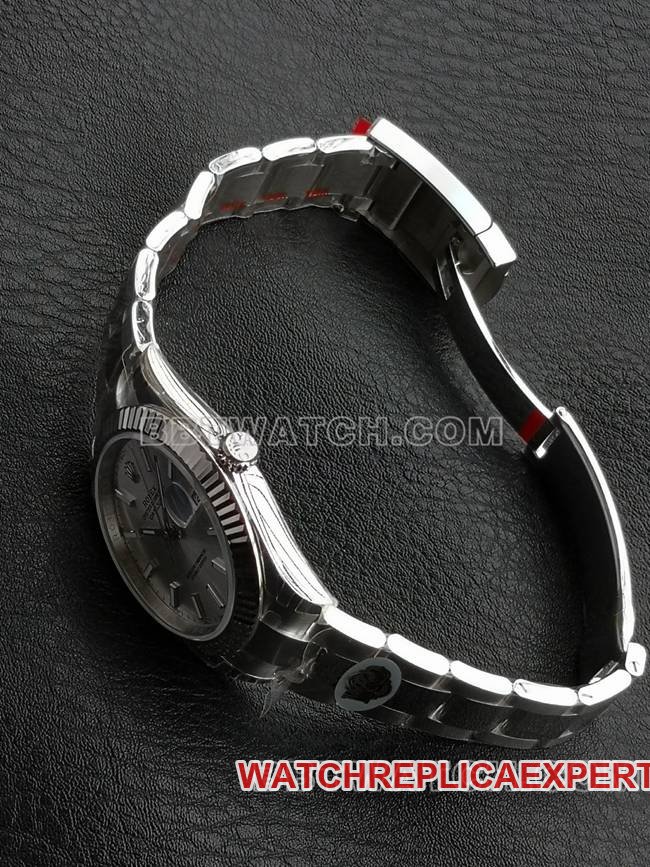 WKD Factory 1:1 Replica Watch Rolex Datejust 41mm Silver Dial 126331 Side Real Shot."