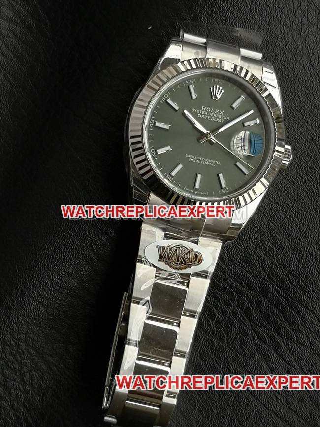 Hochwertige Nachbildung der Rolex Datejust 41 mm mit grünem Zifferblatt 126331 von WKD — luxury replica watch guide | Watch Replica Expert