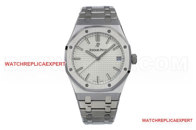 1:1replica watchZF FactoryRoyal OakAudemars Piguetsilver dial15500front live photo