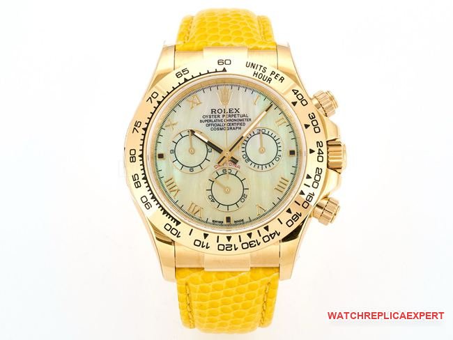top-tier replica watch DaytonaRolex yellow mother-of-pearl disc 116519front live photo