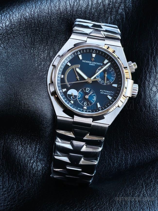 The best replica watch KR factory Vacheron Constantin travels all over the world blue dial47450front live photo
