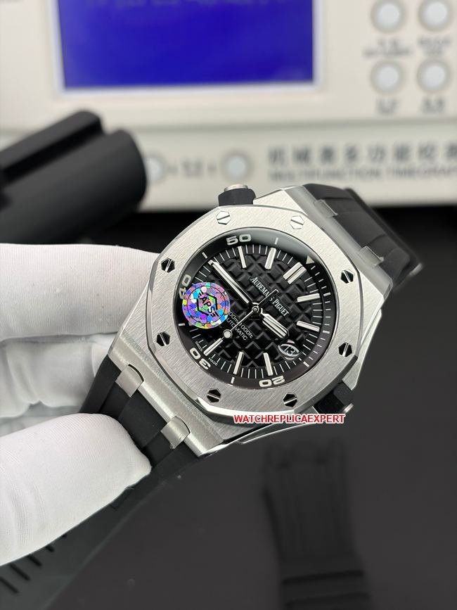 Best replica watch APS factory Royal Oak offshore Audemars Piguetblack dial15710front live photo