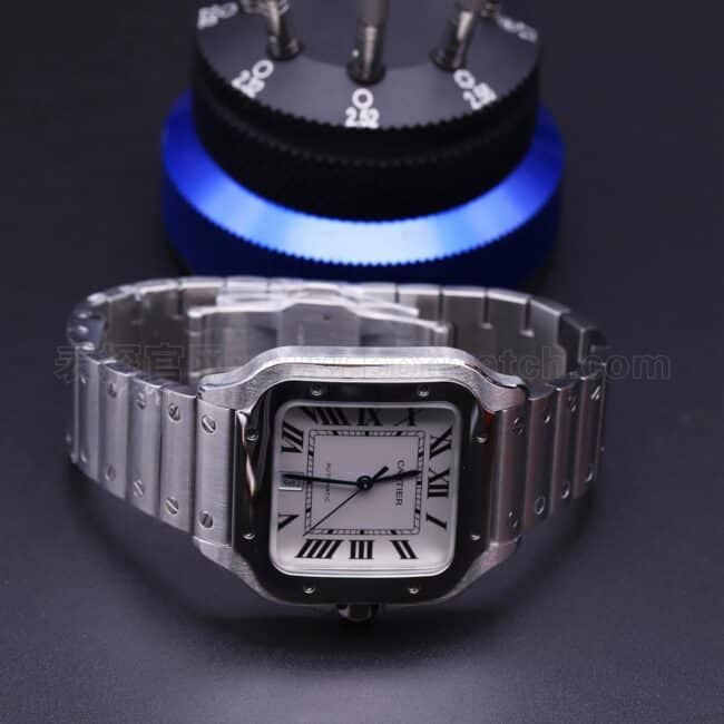Cartier Santos replica watchgf factory review front view