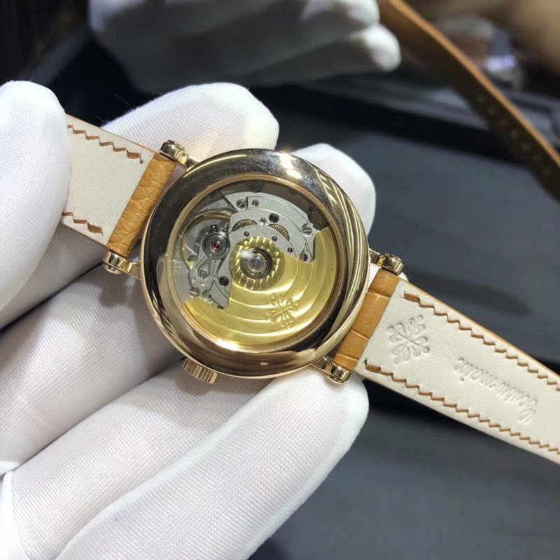 Patek Philippe classic watch series 18K solid gold 35mm Swiss automatic movementmovementmovement picture