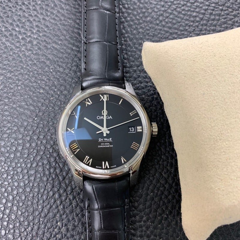Omegareplica watch vs factory De Ville series 8500movement crocodile leather high quality front view