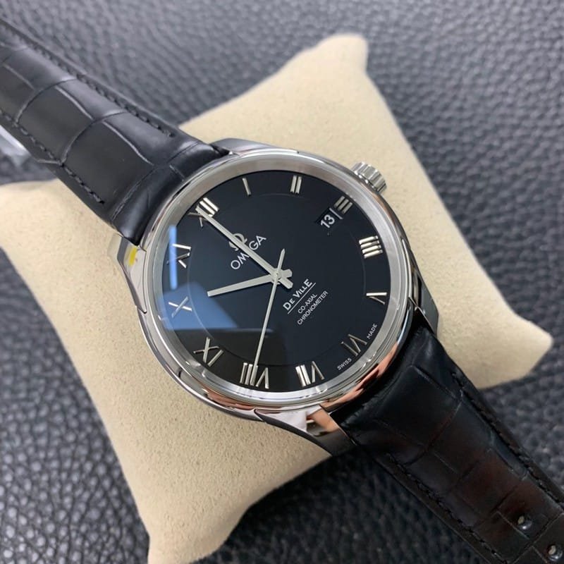 Omegareplica watch vs factory De Ville series 8500movement crocodile leather high quality front view