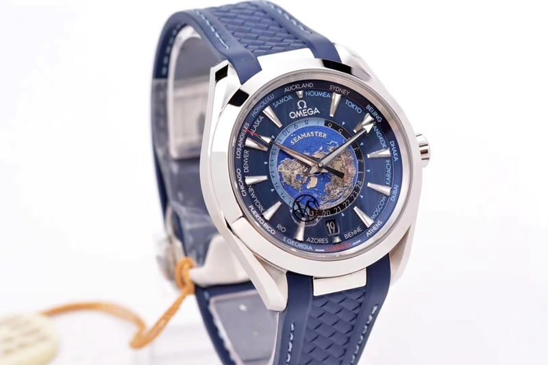 Replica watch vs. Omega's new Seamaster series 220.12.43.22.03.001 front view