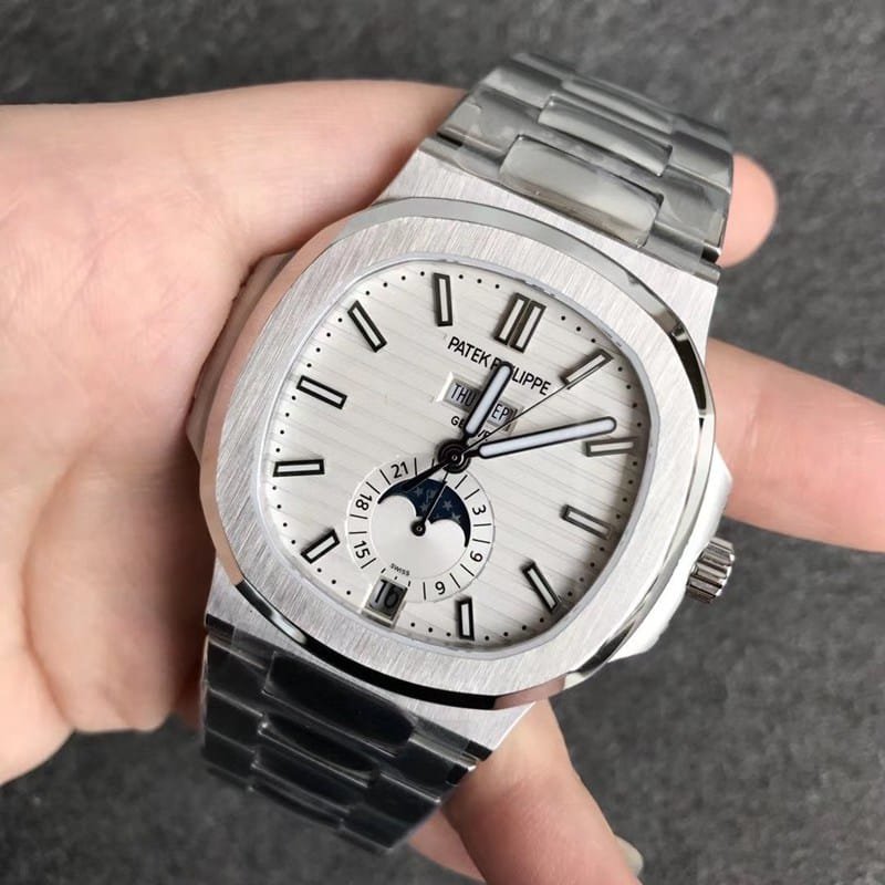 V9 factory Patek Philippe top super clone nautilus 5726 men's mechanical watch white dial front view