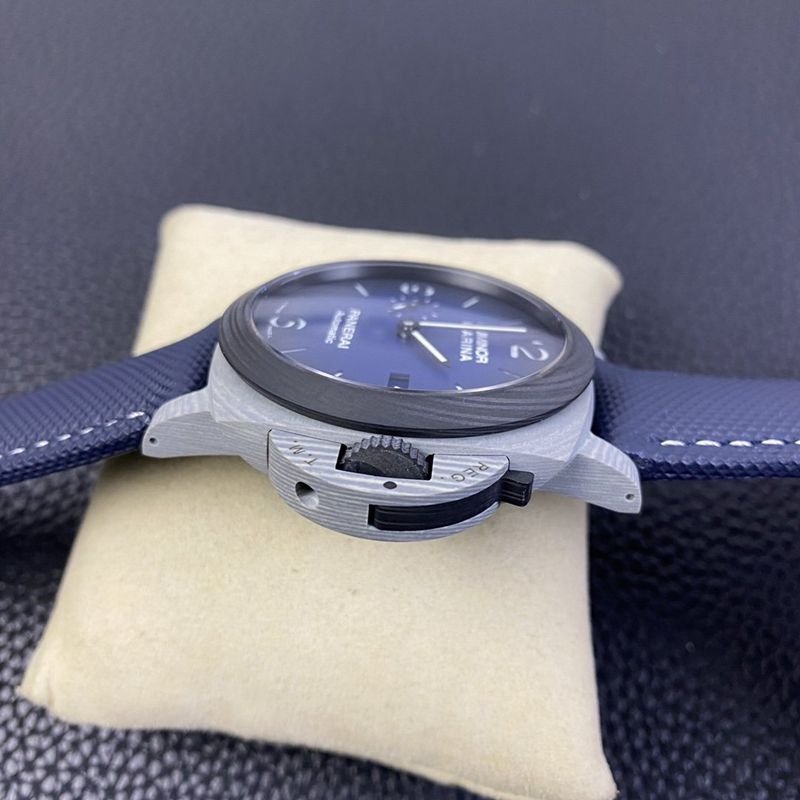PaneraiPAM1663 latest carbon fiber material Fibratechreplica watch side view