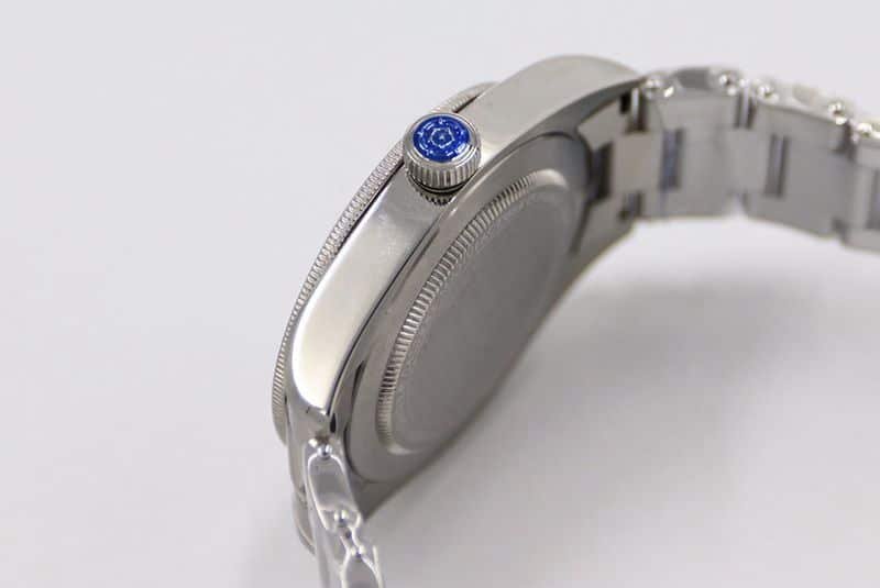 Tudor Tudor Biwan series M79030N-0001 watch replica watch side view