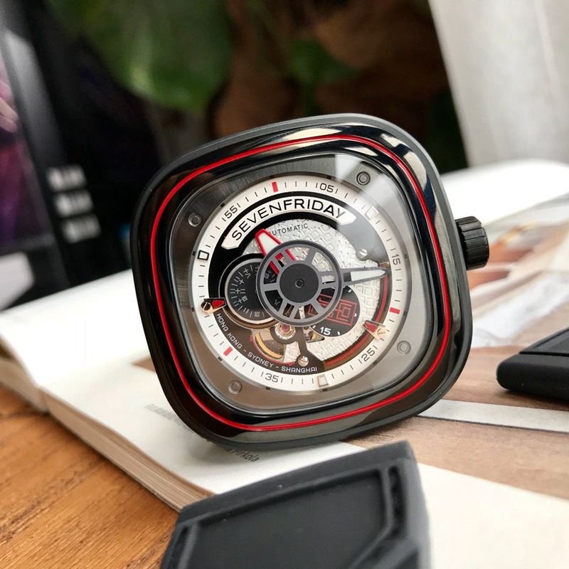 Sevenday display five replica watch new sevenfridayP1B/10 joint model front view