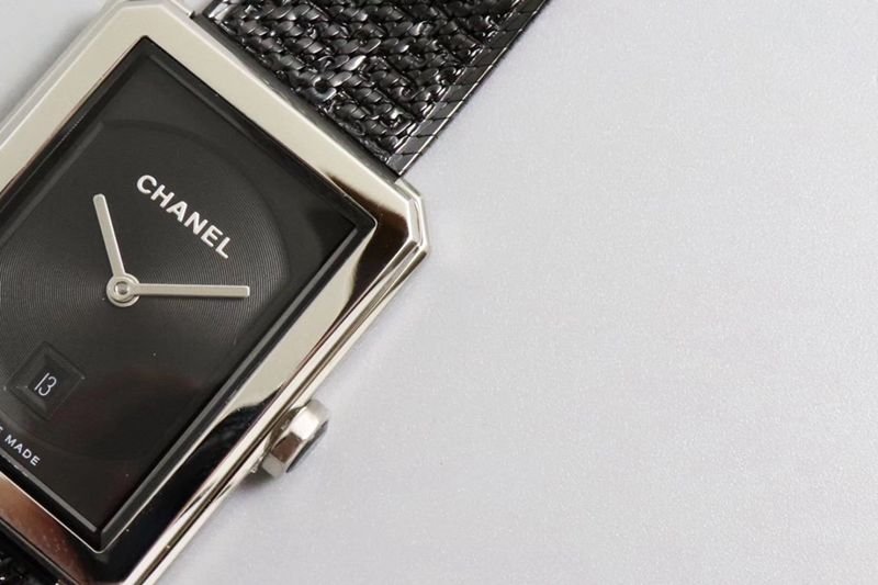 Chanel high-quality replica watch The first PREMIÈRE watch full of feminine charm detail shots