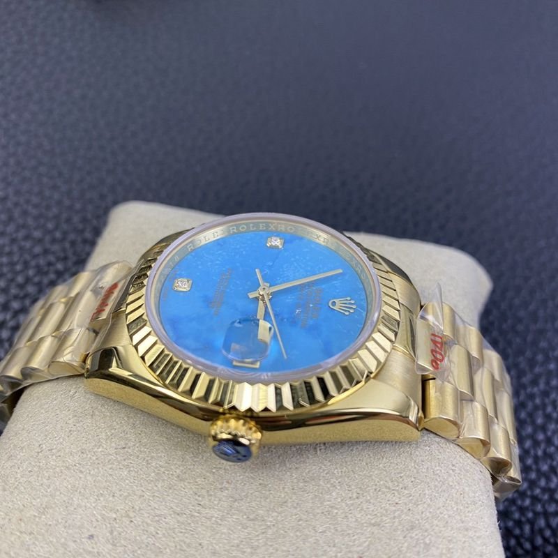 Rolex high-quality replica watch Day-Date type rare turquoise dial watch side view